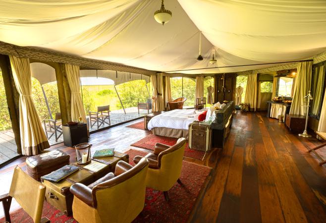 hotel lounge